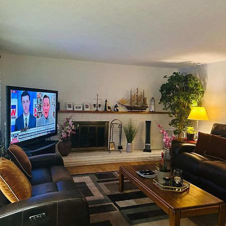 Emerald City 3 Bedroom 1 Bath Home Eugene Bagian luar foto