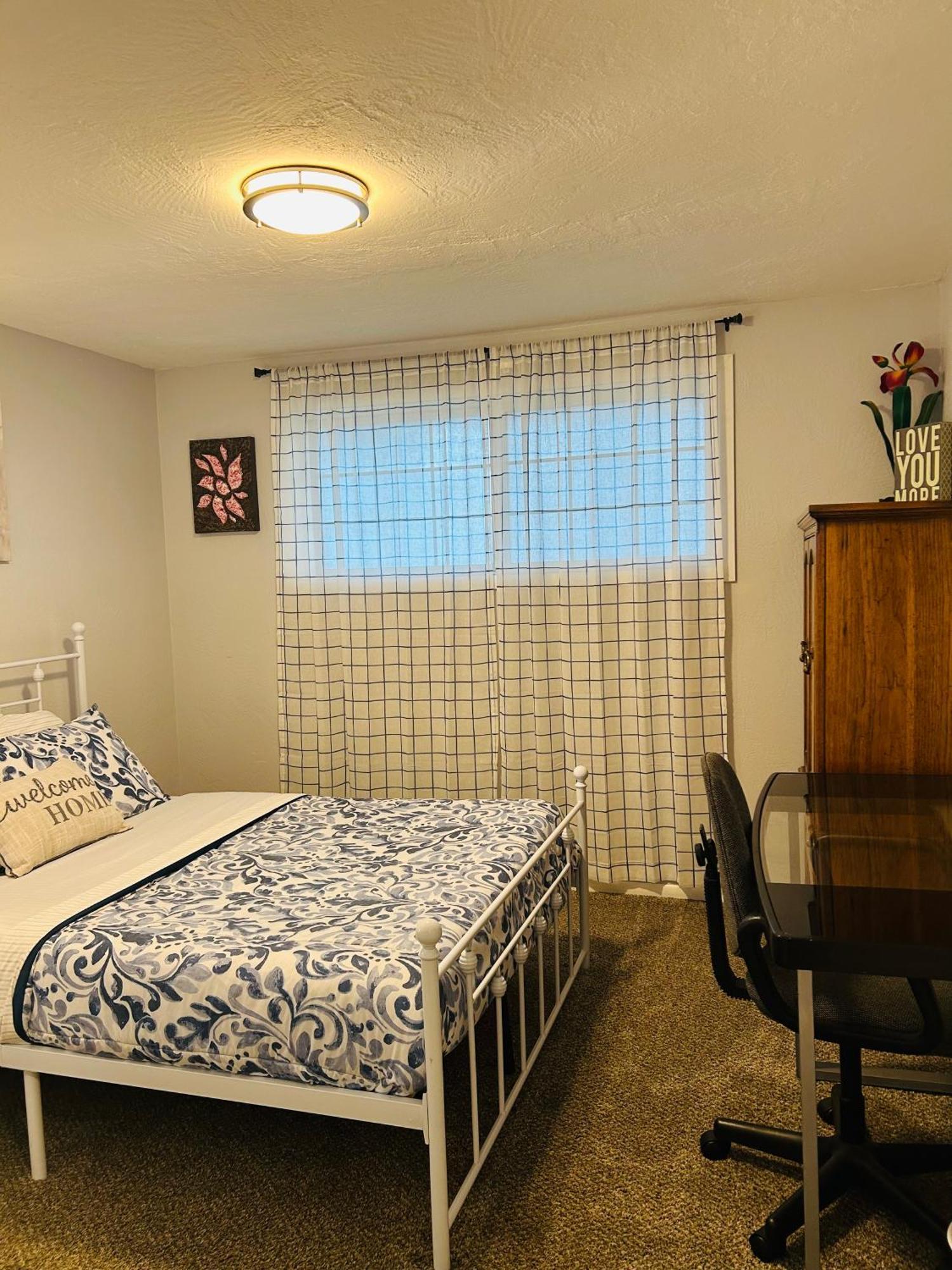 Emerald City 3 Bedroom 1 Bath Home Eugene Bagian luar foto